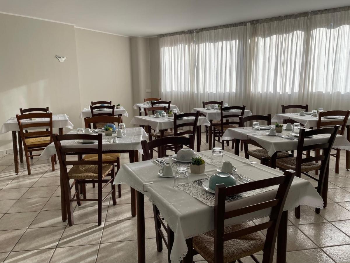 Casa Azzurra Camere Serravalle Sesia エクステリア 写真